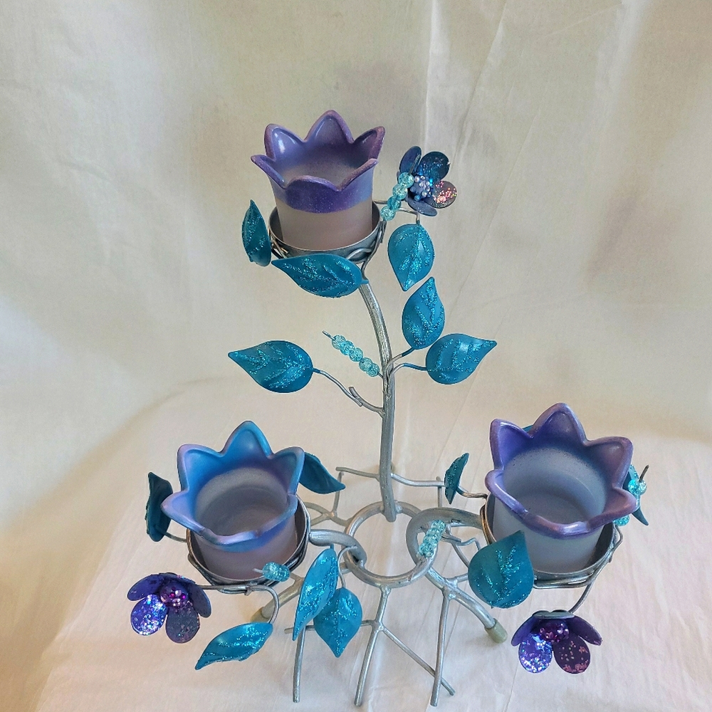 Three tier tulip candle holder